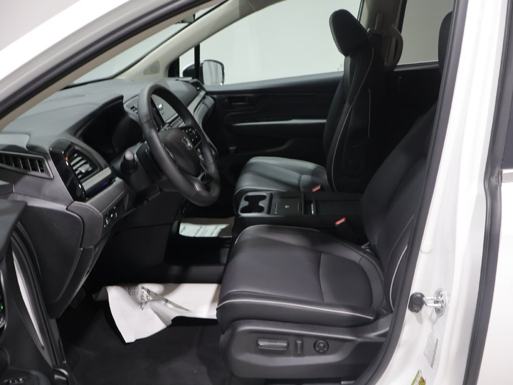 Used 2026 Honda Odyssey Touring image 10