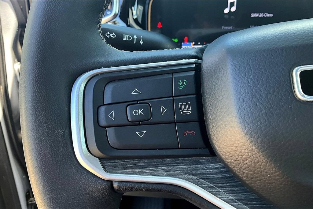 Used 2022 Jeep Wagoneer Series III w/ Flexible Seating Group AWD/4WD image 17