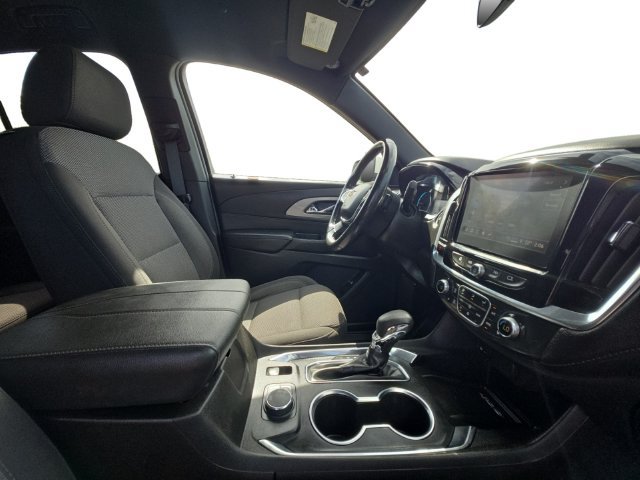 Used 2022 Chevrolet Traverse LT w/ LPO, Floor Liner Package AWD/4WD image 16