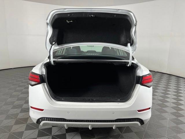 Used 2024 Nissan Sentra SV FWD image 53