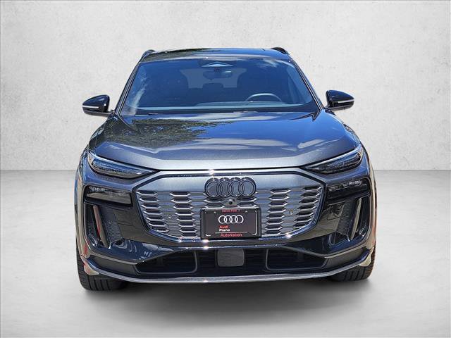 Certified 2025 Audi SQ6 e-tron Premium Plus w/ Premium Plus AWD/4WD video 2