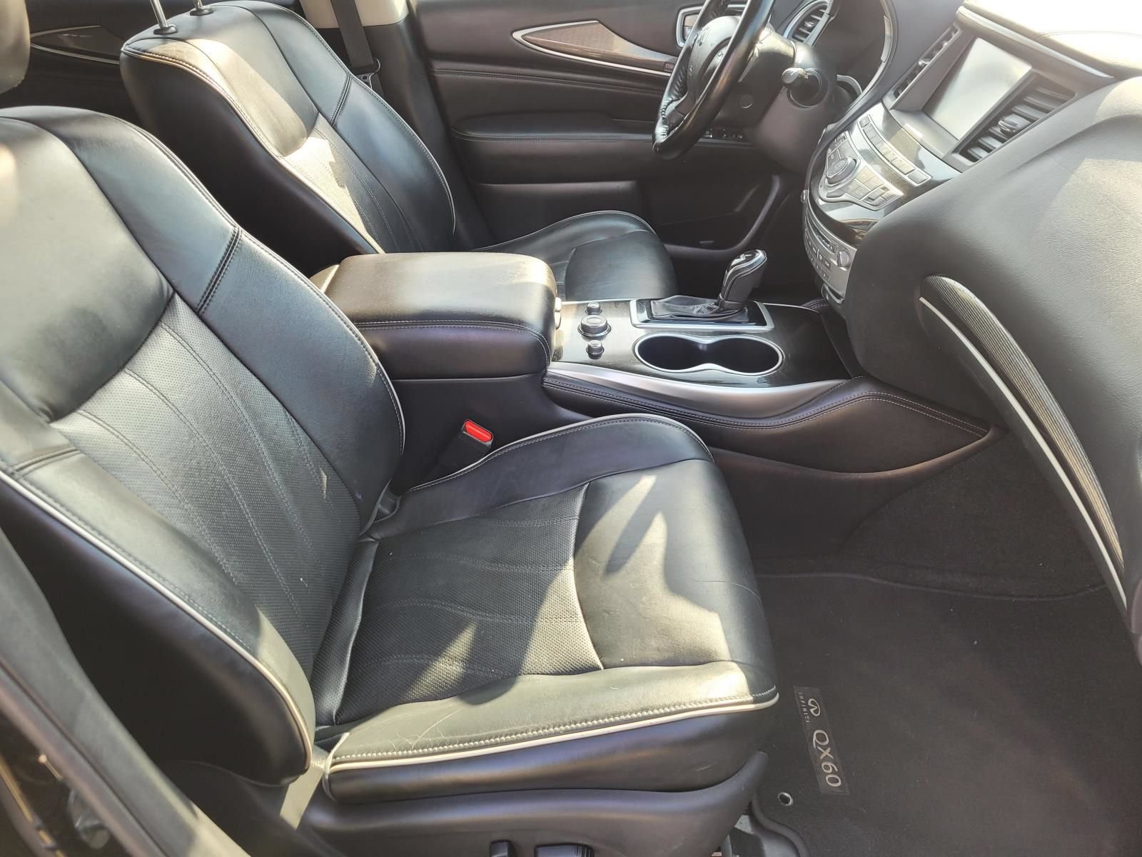 Used 2017 INFINITI QX60 Luxe w/ Premium Plus Package AWD/4WD image 10