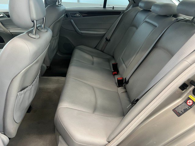 Used 2004 Mercedes-Benz C 240 Sedan image 27