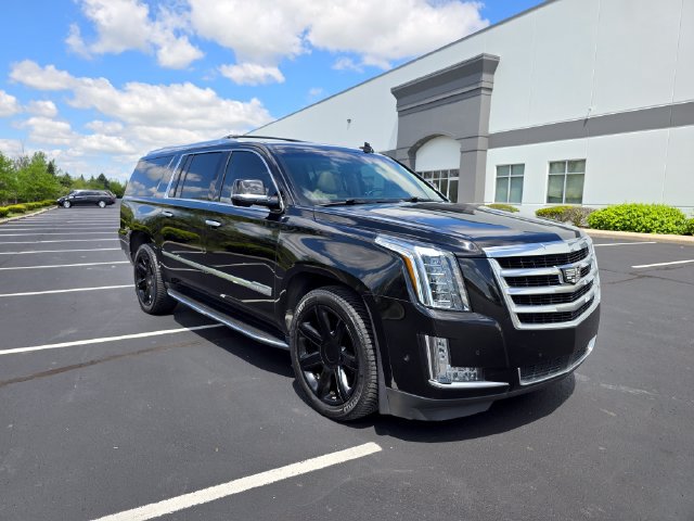 Used 2018 Cadillac Escalade ESV Premium Luxury AWD/4WD image 60