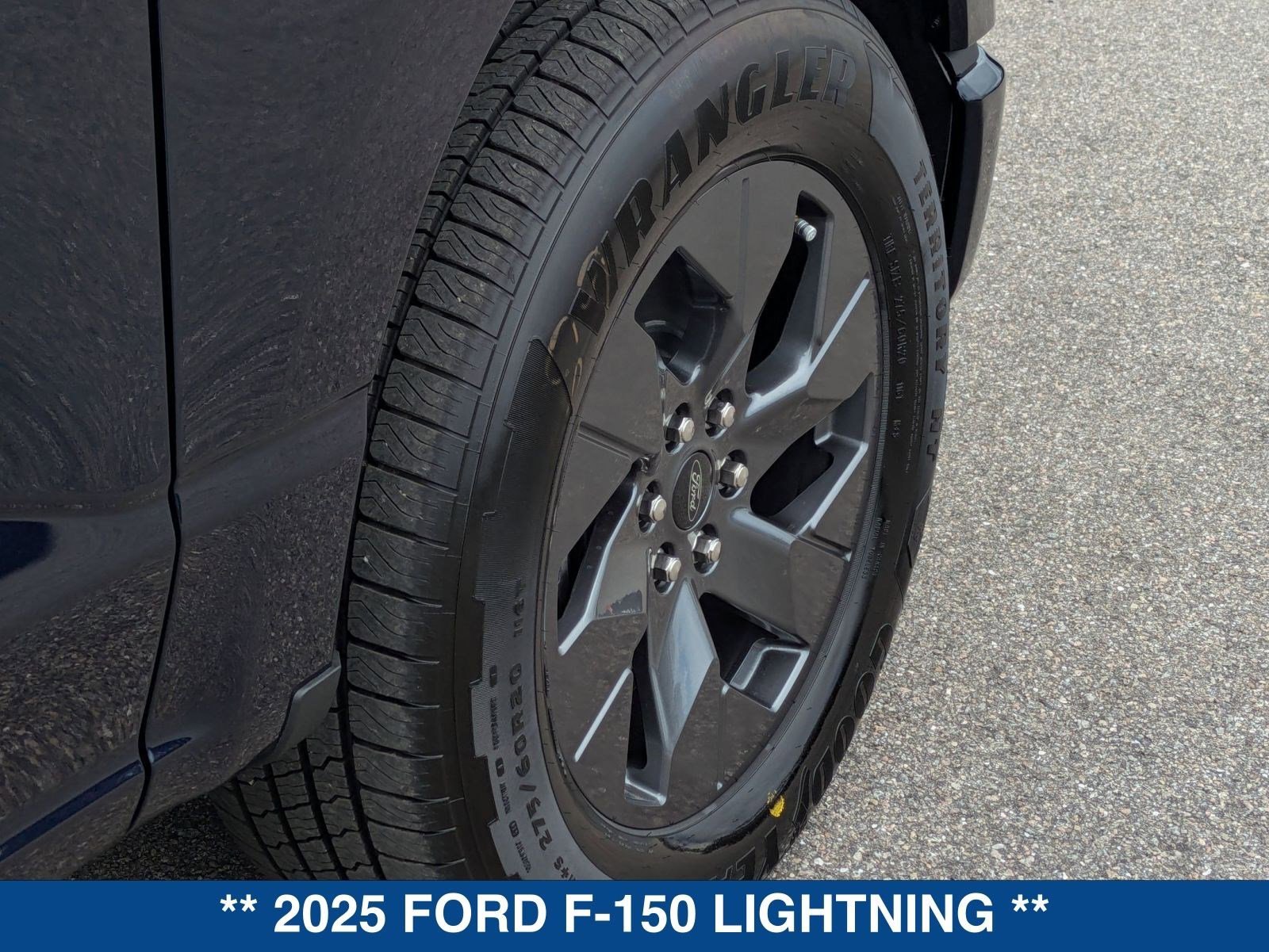 New 2025 Ford F150 Lightning Lariat image 13