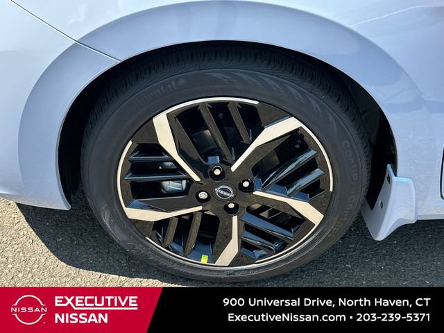 Used 2025 Nissan Versa SR w/ Trunk Package image 8