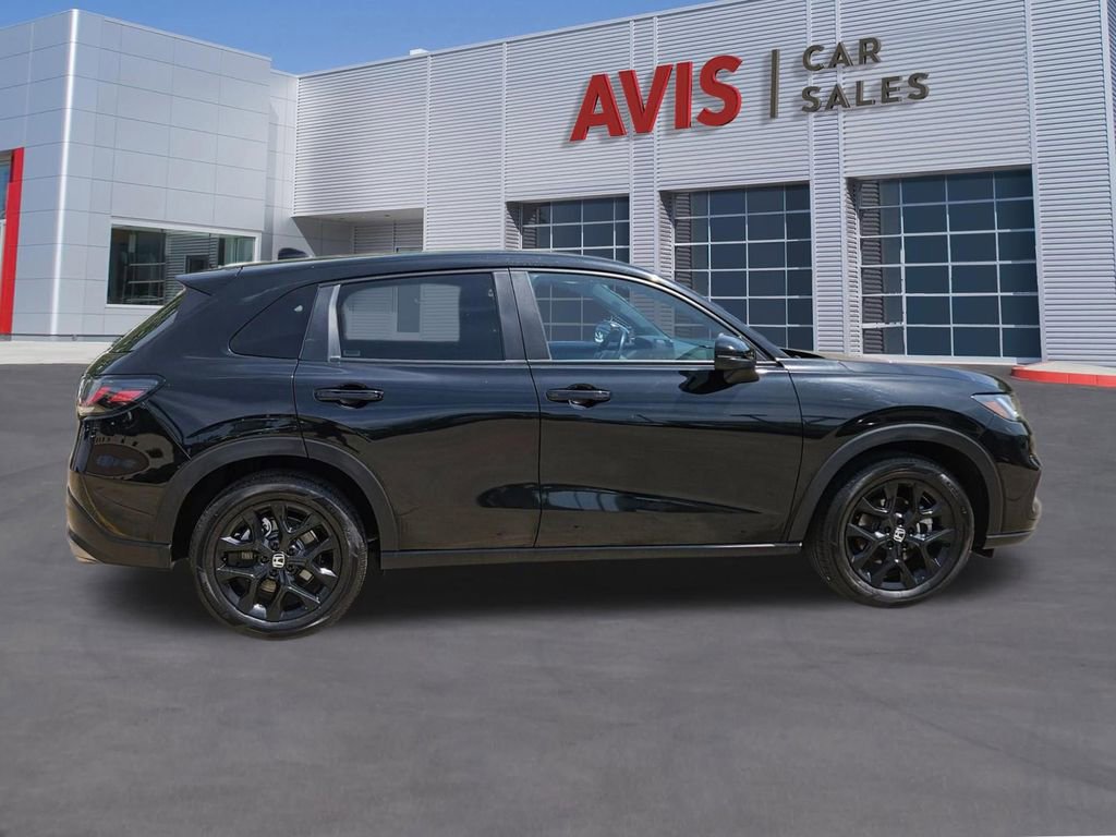 Used 2025 Honda HR-V Sport image 7