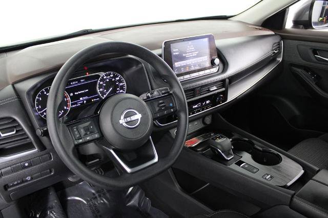 Certified 2023 Nissan Rogue SV image 18