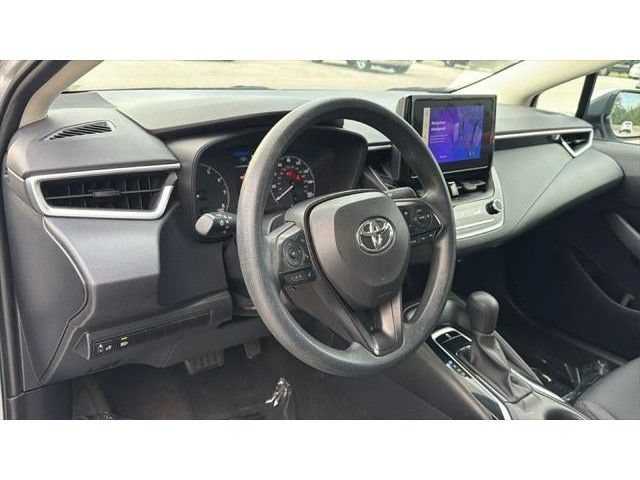 Used 2023 Toyota Corolla LE FWD image 22