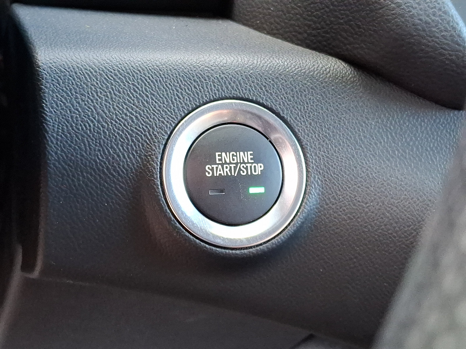 Certified 2022 GMC Terrain SLE w/ Driver Convenience Package FWD image 24
