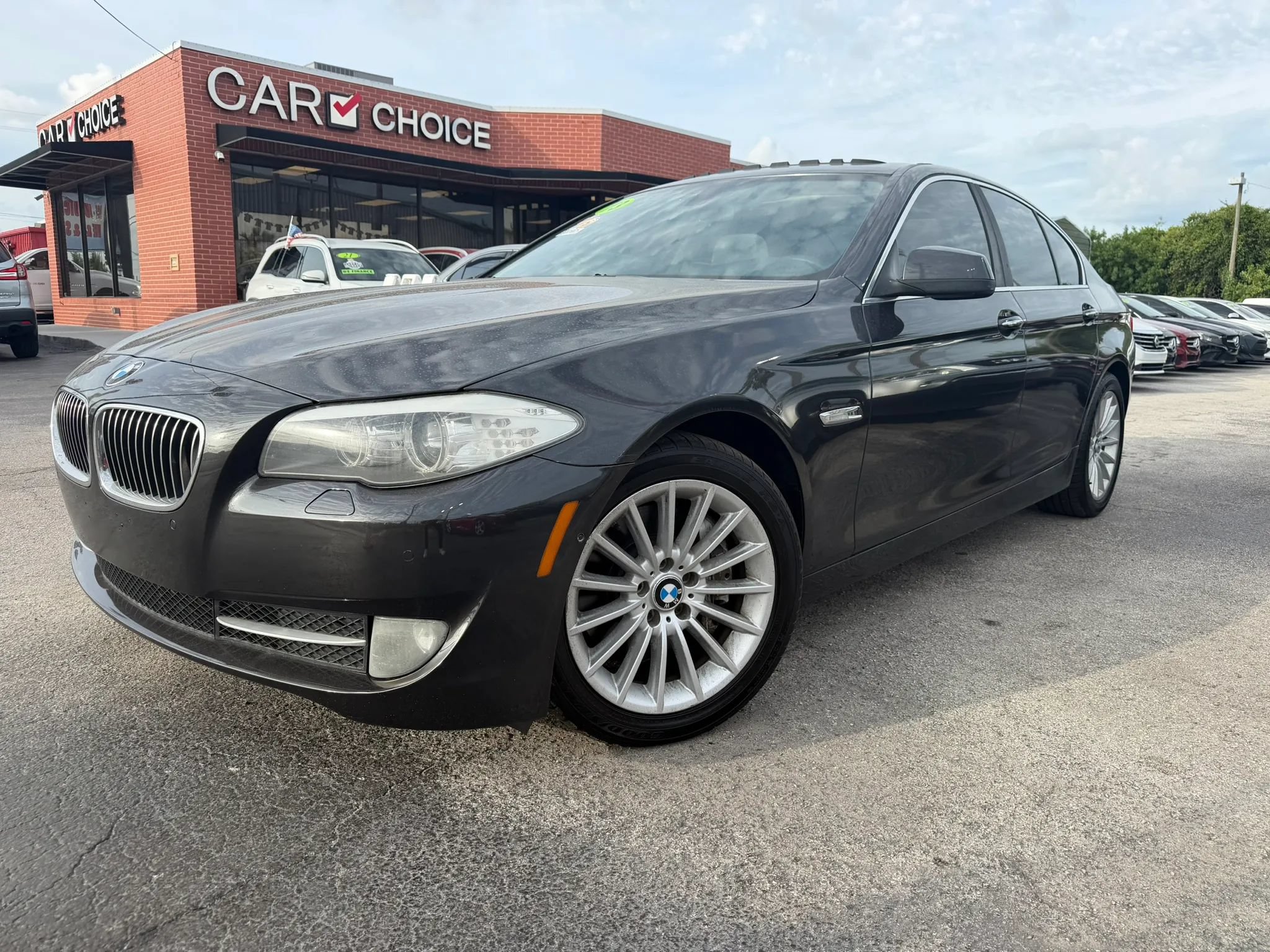 Used 2013 BMW 535i xDrive Sedan AWD/4WD image 1
