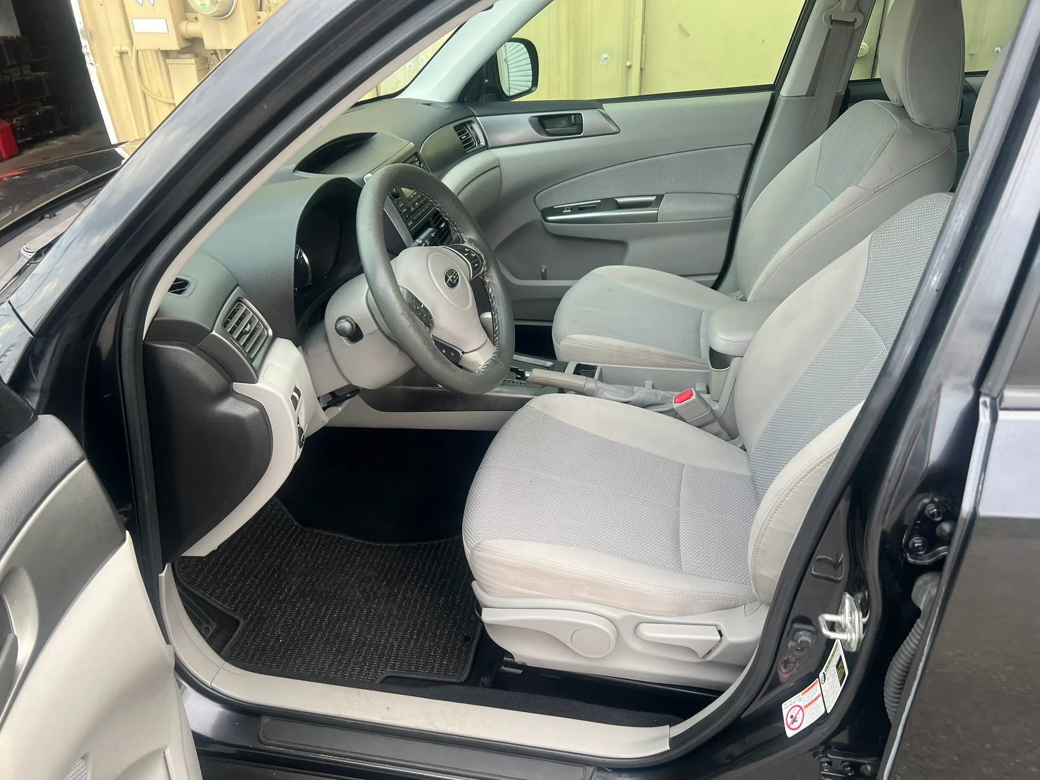 Used 2013 Subaru Forester 2.5X AWD/4WD image 6