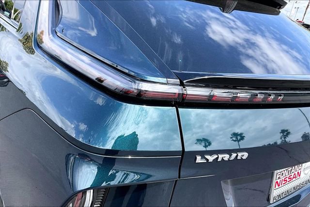 Used 2024 Cadillac Lyriq Luxury w/ LPO, Floor Liner Package AWD/4WD image 23