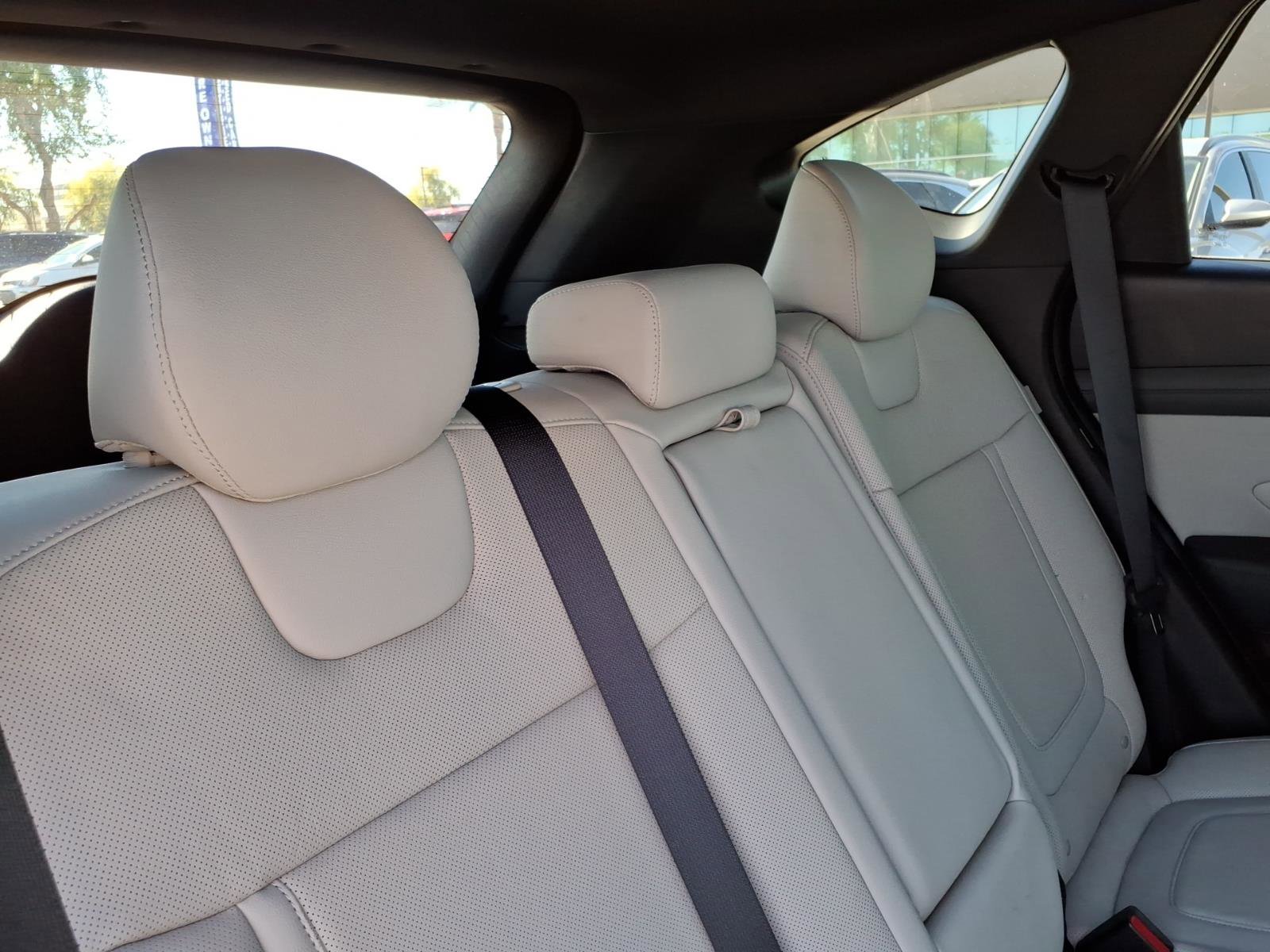 Certified 2025 Hyundai Tucson Limited image 14