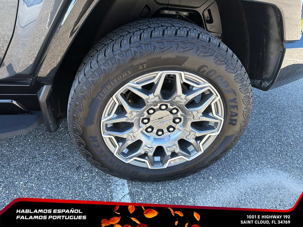 Certified 2025 GMC Hummer EV 3X AWD/4WD image 11