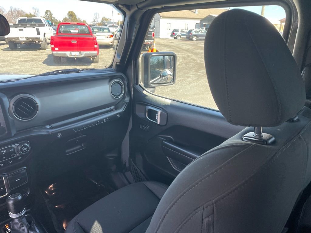 Used 2020 Jeep Wrangler Unlimited Sport image 21
