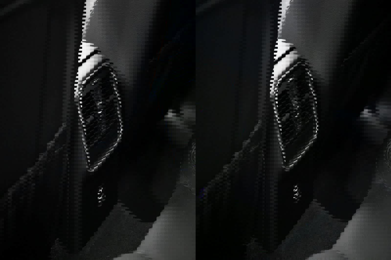 Certified 2023 Porsche Macan image 28