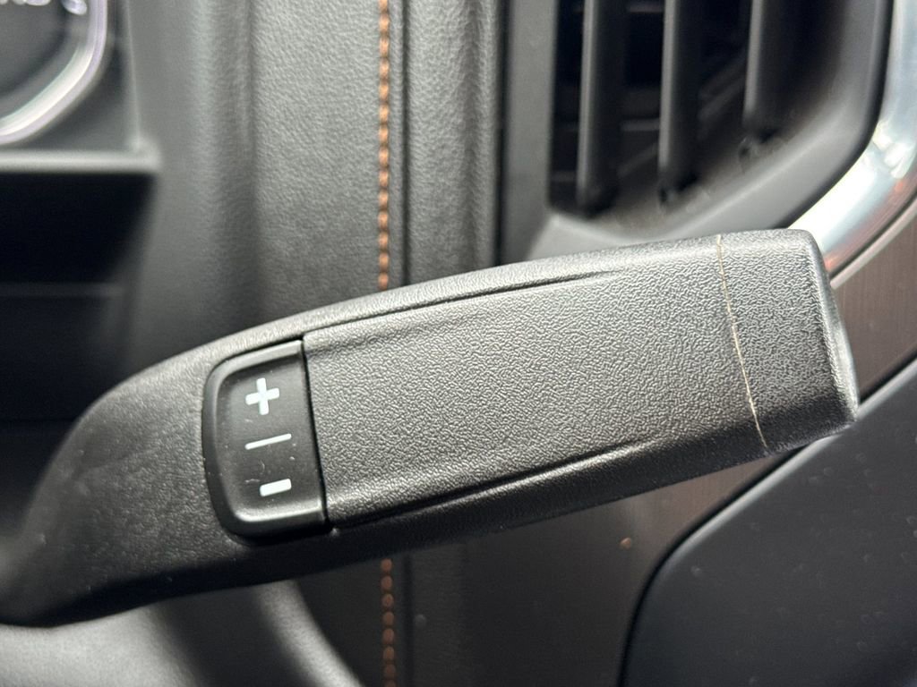 Used 2022 GMC Sierra 1500 AT4 w/ AT4 Premium Package image 24