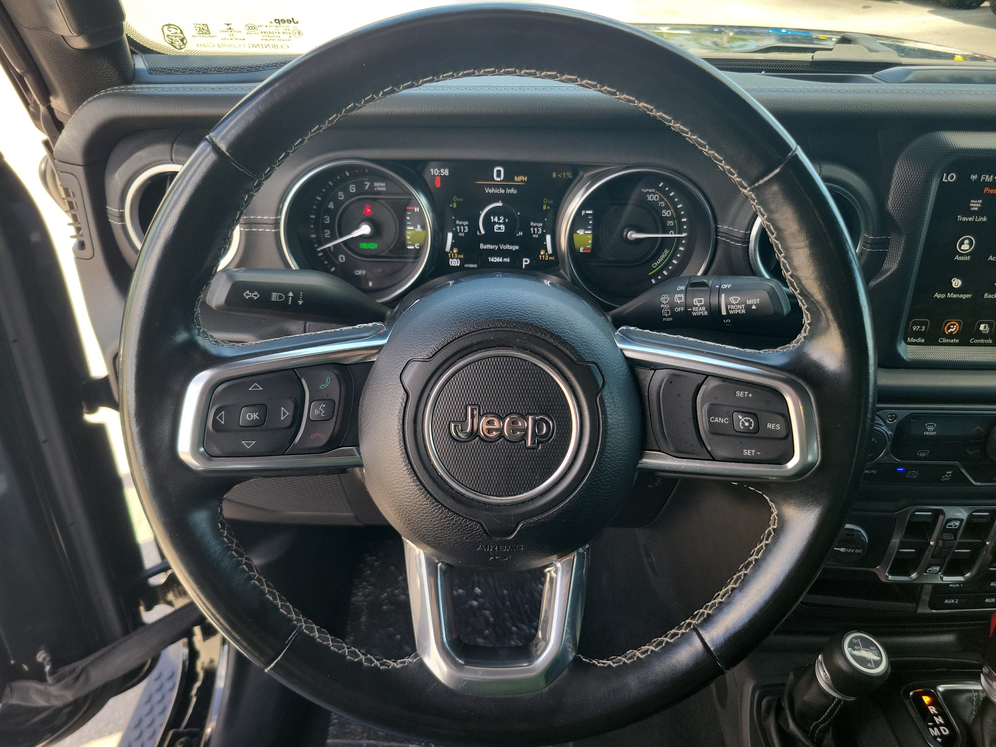 Used 2022 Jeep Wrangler Unlimited Sahara w/ Safety Group AWD/4WD image 18