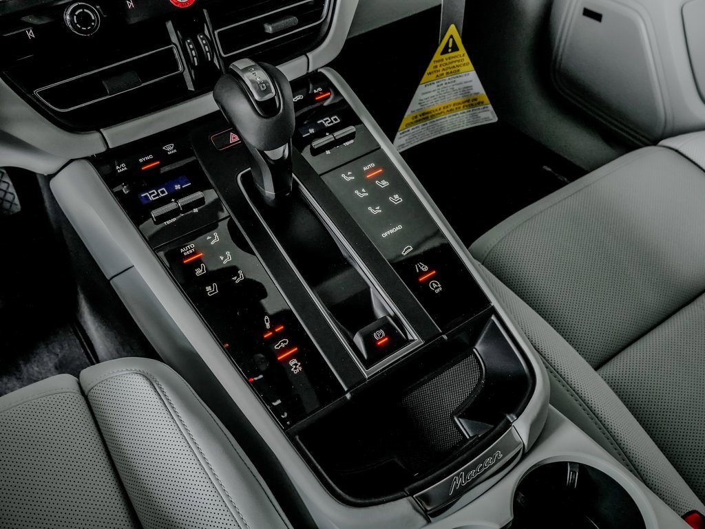 New 2026 Porsche Macan S image 17