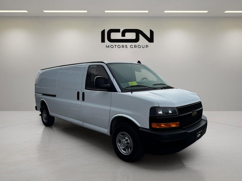 Used 2023 Chevrolet Express 2500 Work Van w/ Driver Convenience Package image 7