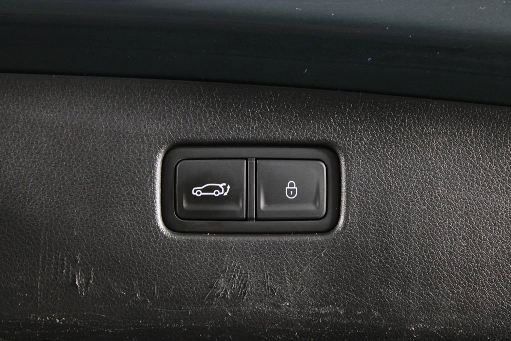 Used 2024 Genesis GV70 3.5T Sport w/ Sport Advanced Package image 16