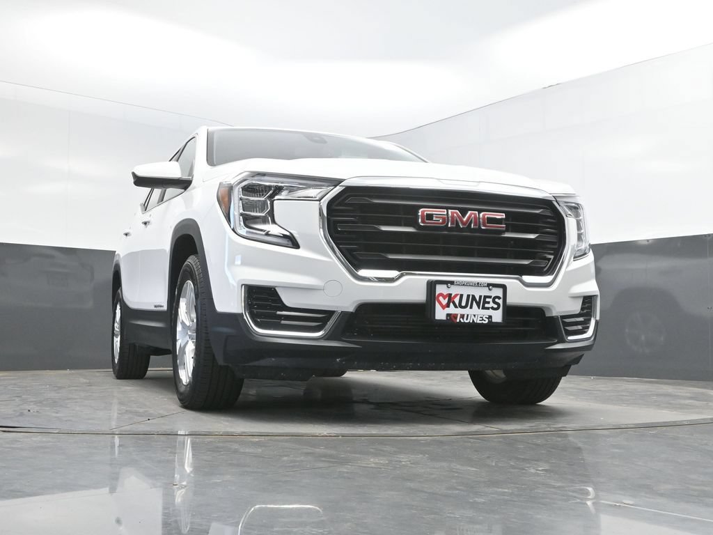 Used 2024 GMC Terrain SLE AWD/4WD image 33