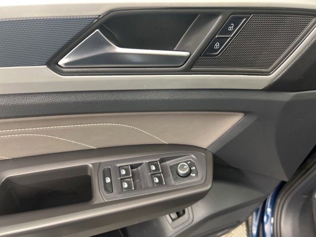 Used 2022 Volkswagen Atlas SEL R-Line image 14