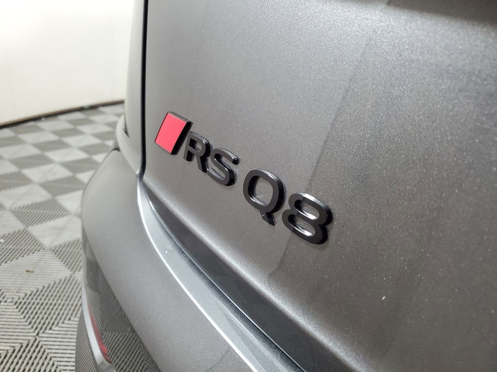 New 2026 Audi RS Q8 performance image 7