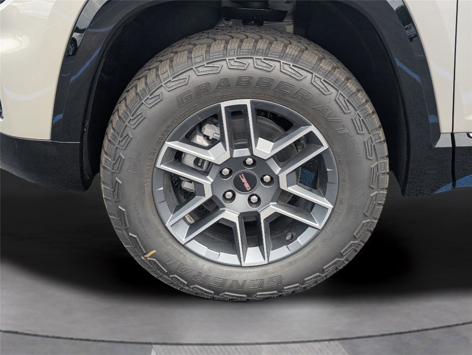 New 2026 GMC Terrain AT4 AWD/4WD image 40