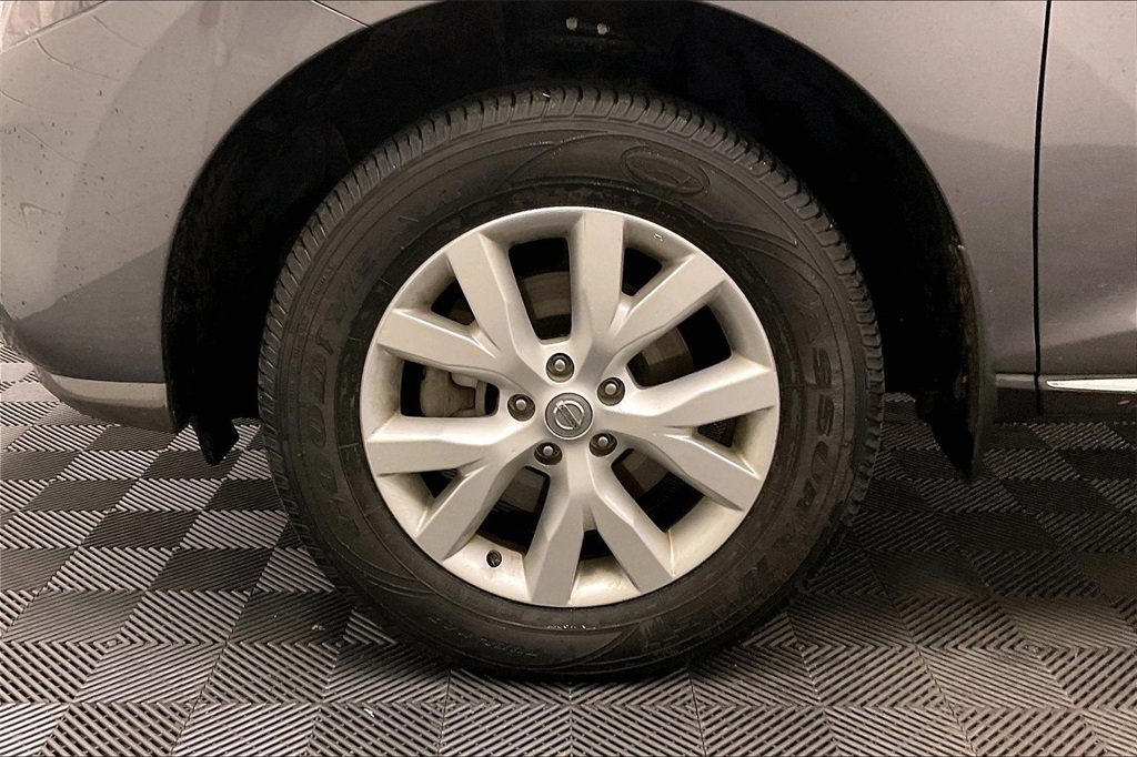 Used 2013 Nissan Murano SV w/ Value Pkg image 6