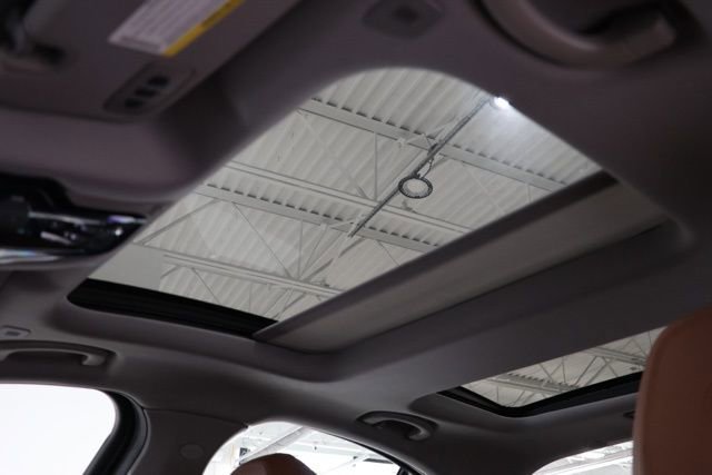 Used 2020 Alfa Romeo Giulia Ti w/ Active Blind Spot Package image 27