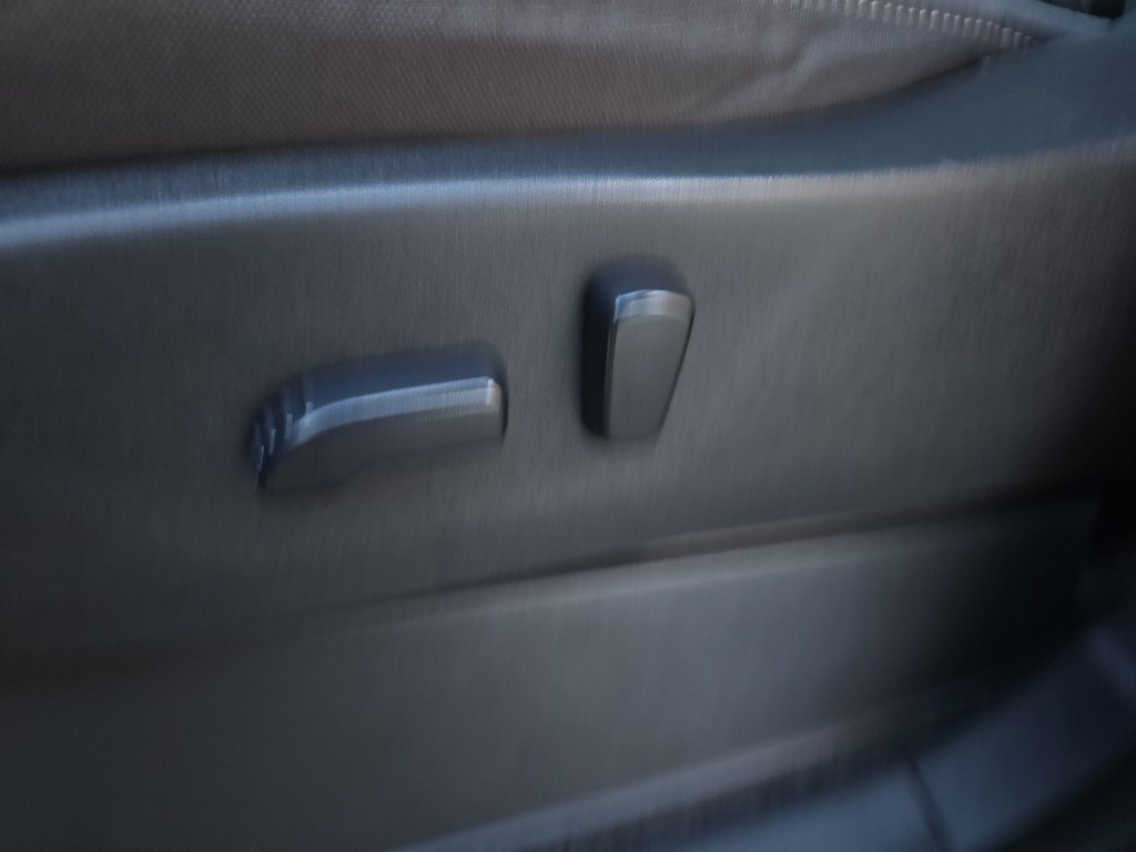 Used 2022 Nissan Frontier SV image 17