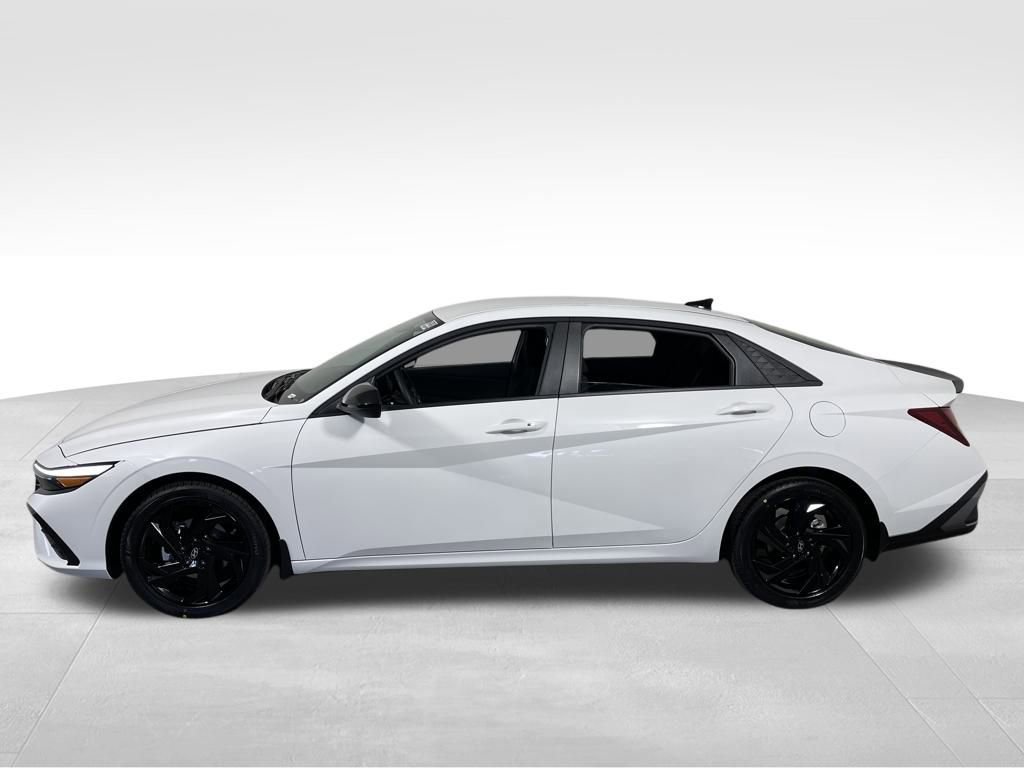 New 2026 Hyundai Elantra Sport FWD image 2