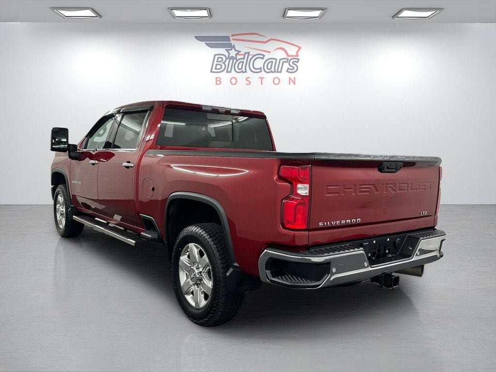 Used 2020 Chevrolet Silverado 2500 LTZ w/ LTZ Premium Package AWD/4WD image 6