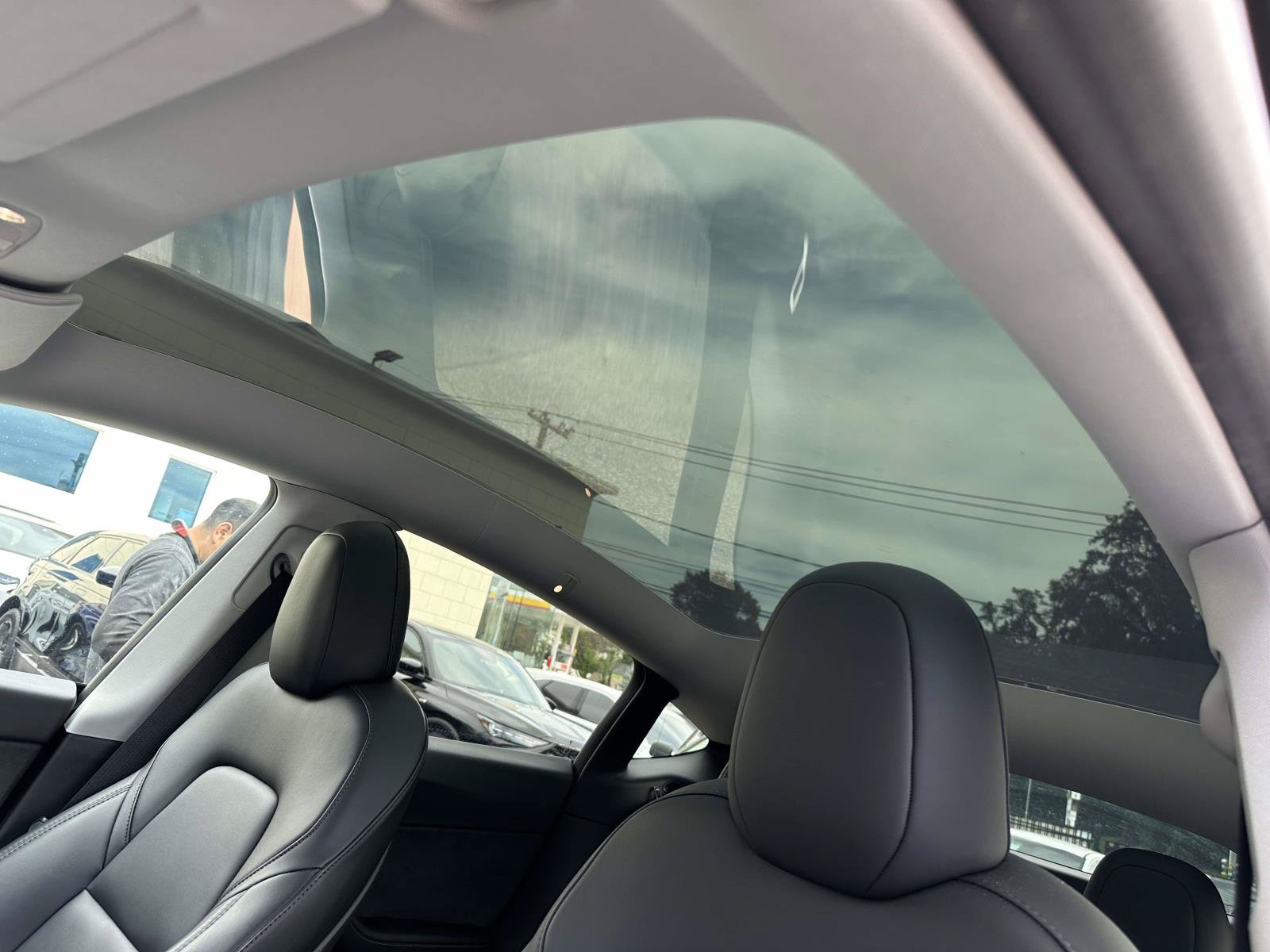 Used 2021 Tesla Model Y Long Range AWD/4WD image 16