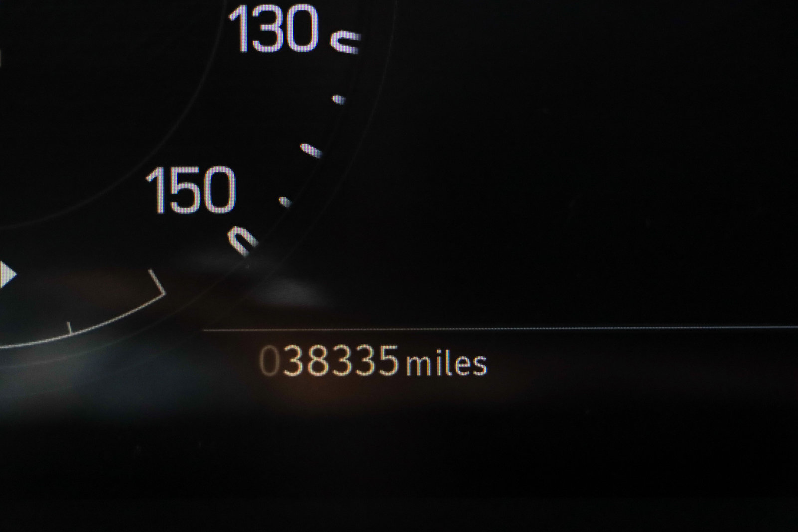 Used 2023 Land Rover Defender 130 X-Dynamic SE image 16