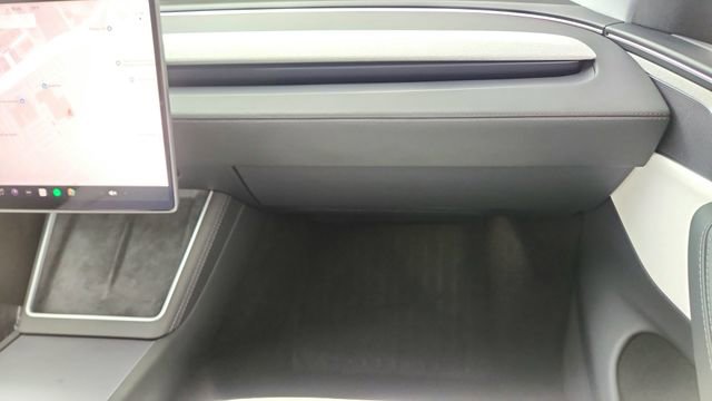 Used 2026 Tesla Model Y 2WD image 35