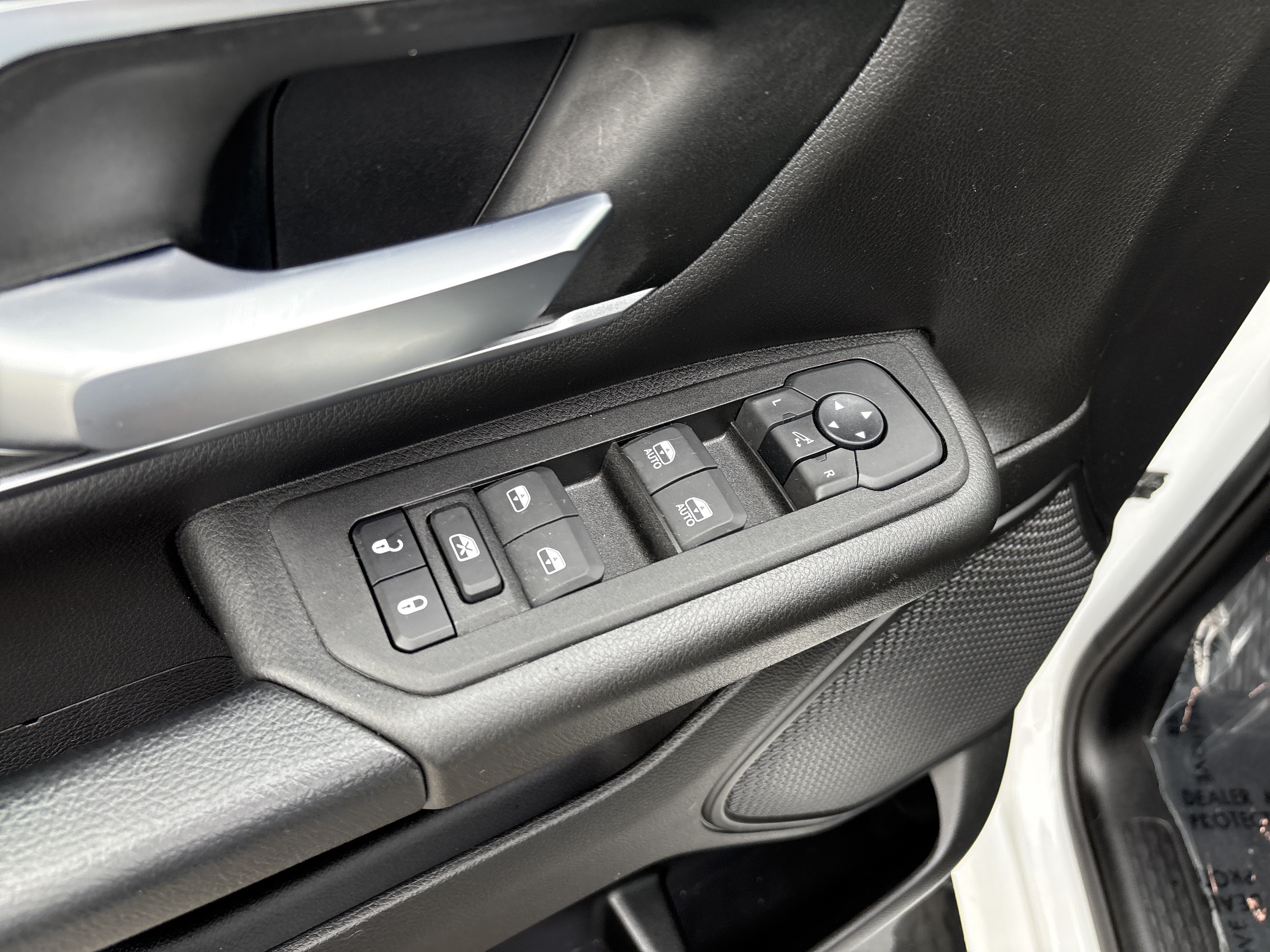 Used 2025 RAM 1500 Big Horn AWD/4WD image 15