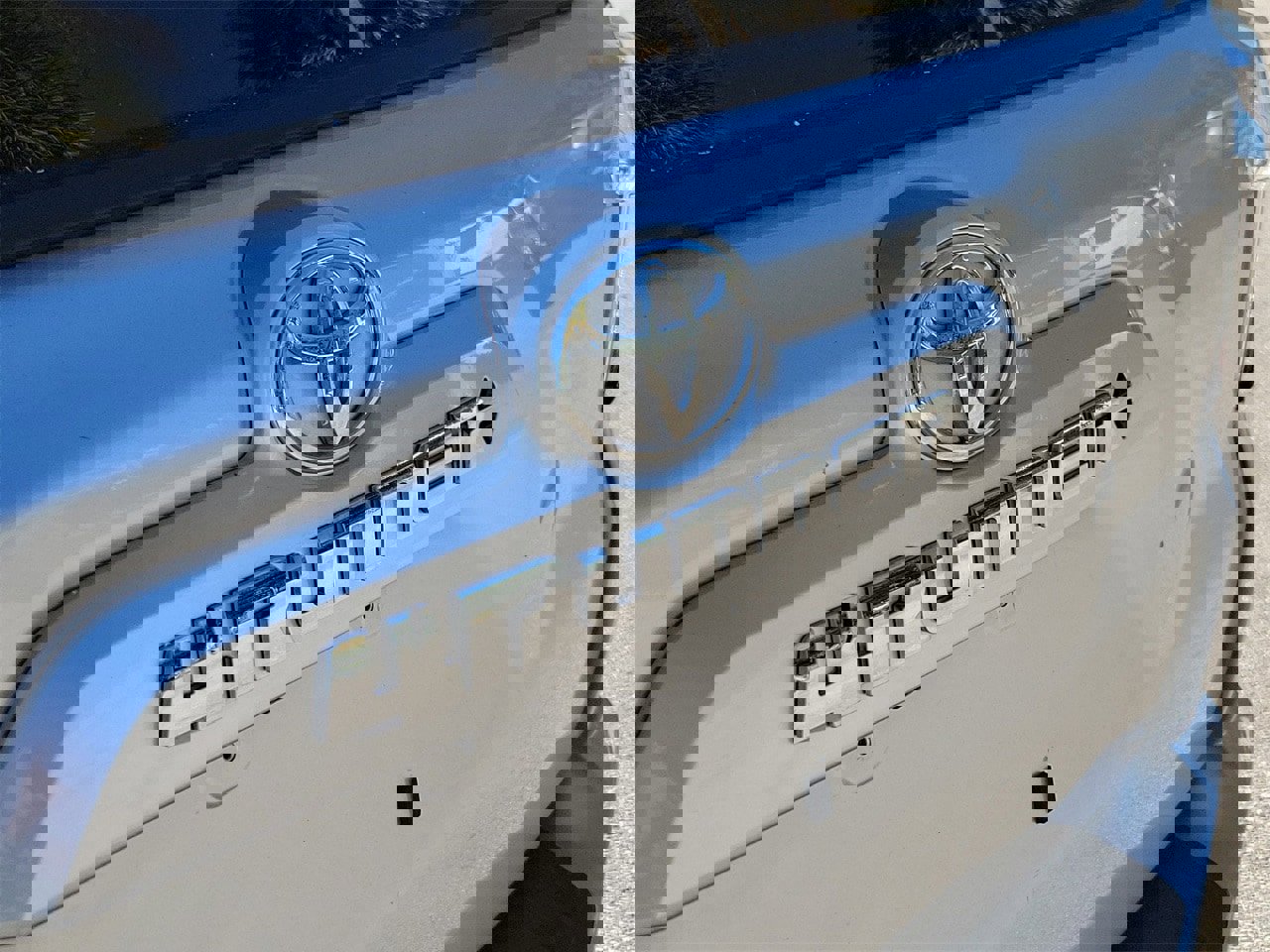 Used 2022 Toyota 4Runner SR5 image 6