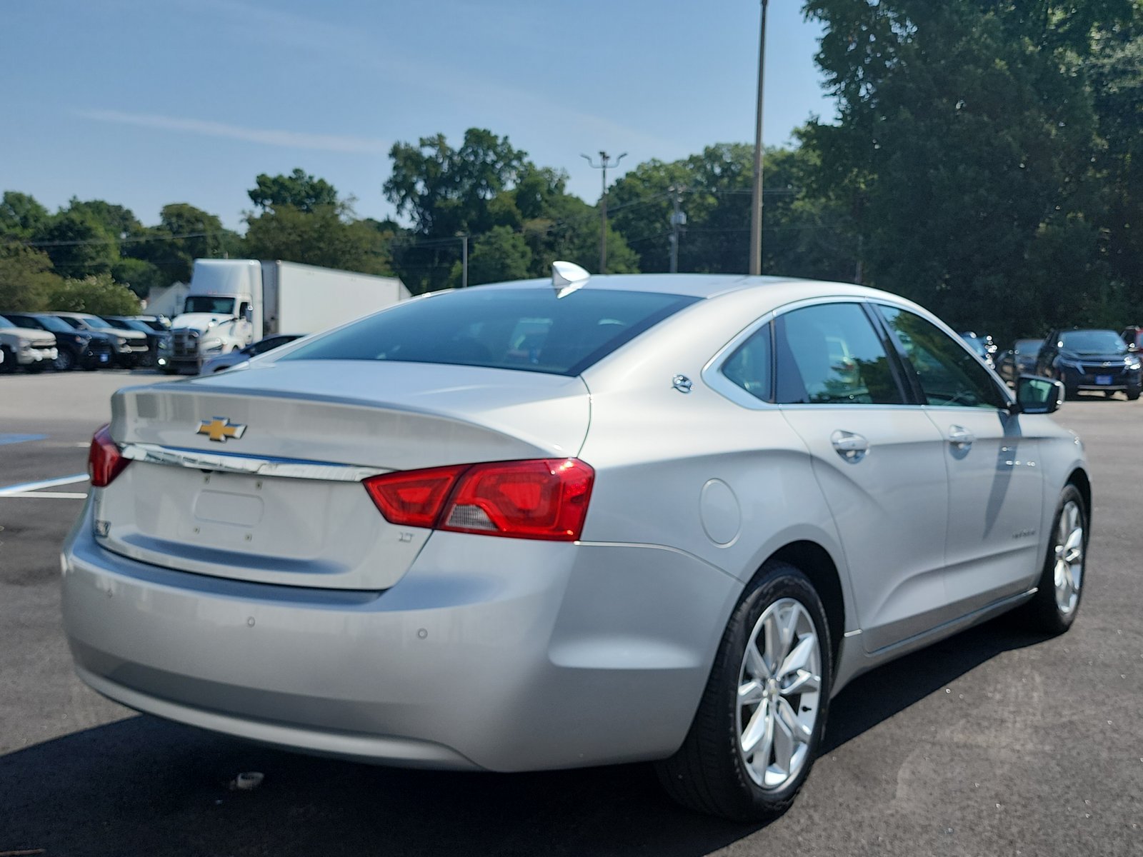 Used 2020 Chevrolet Impala LT w/ LT Convenience Package FWD image 5