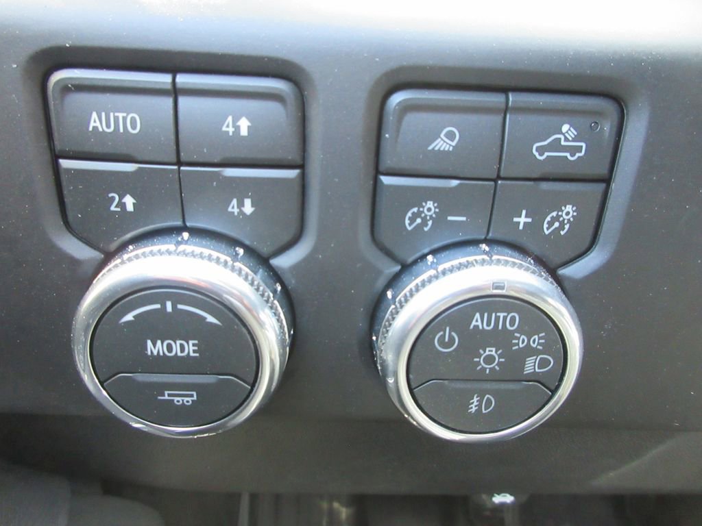 New 2026 GMC Sierra 1500 AT4X image 18