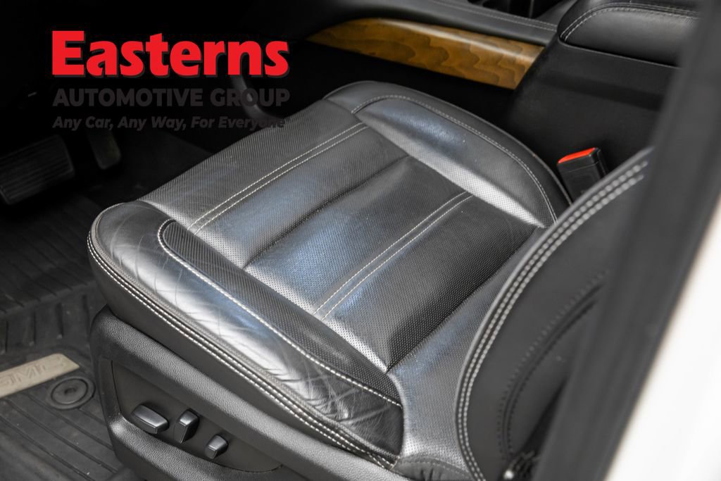 Used 2020 GMC Yukon Denali image 22