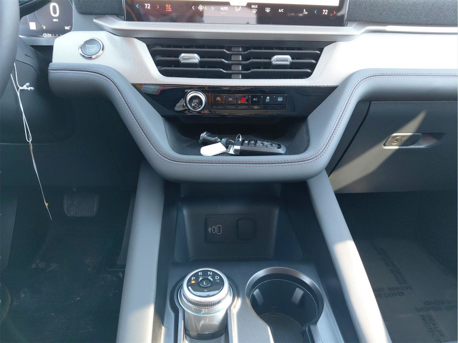 New 2026 Ford Explorer Active w/ Active Comfort Package image 34
