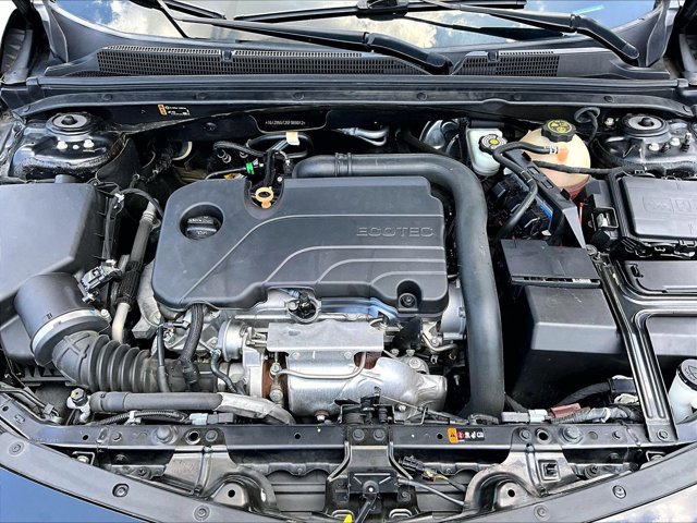 Used 2021 Chevrolet Malibu LS FWD image 11