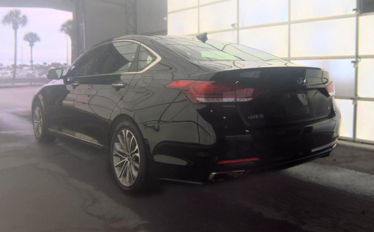 Used 2015 Hyundai Genesis 3.8 w/ Option Group 02 RWD image 8