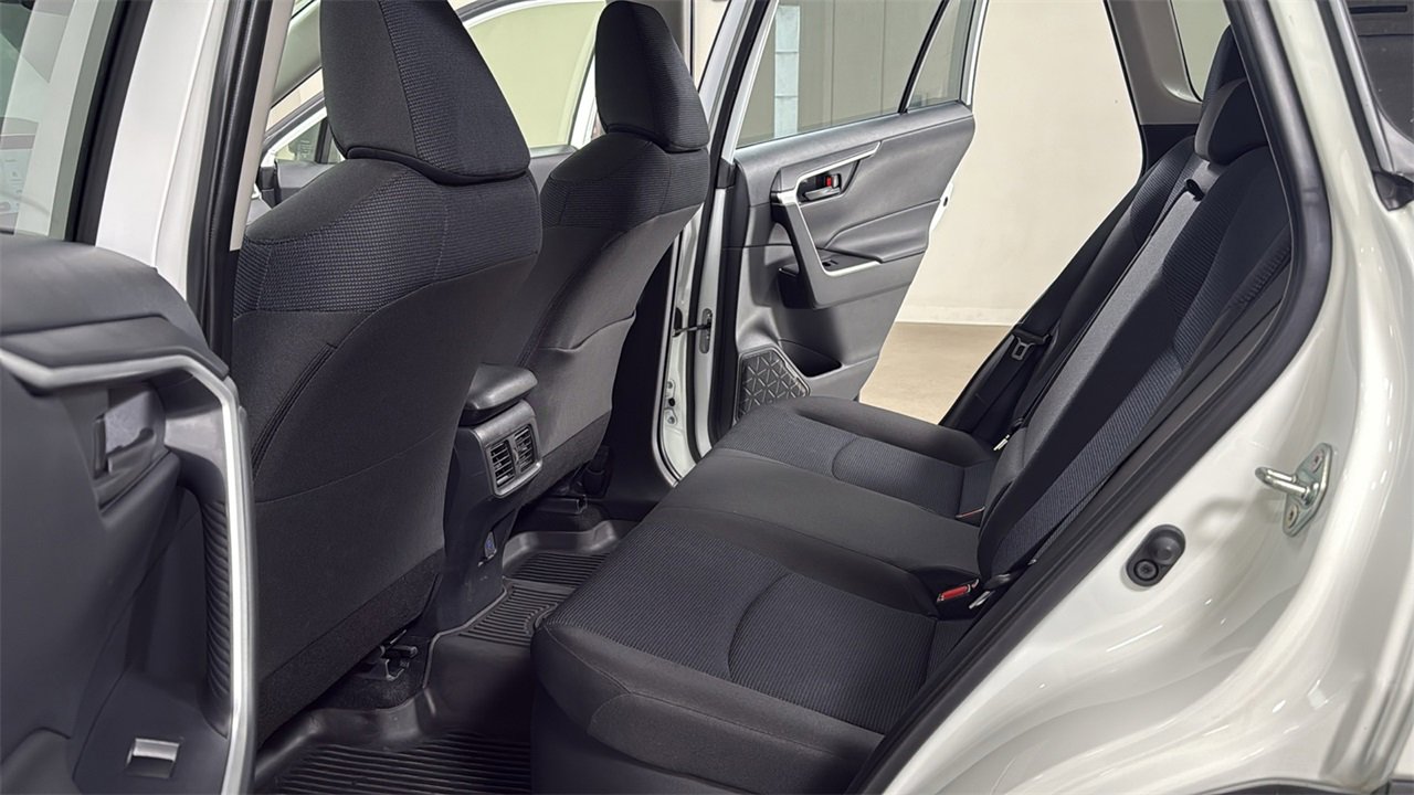 Certified 2025 Toyota RAV4 LE image 15