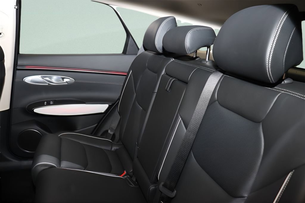 New 2026 Genesis GV70 2.5T Advanced image 14