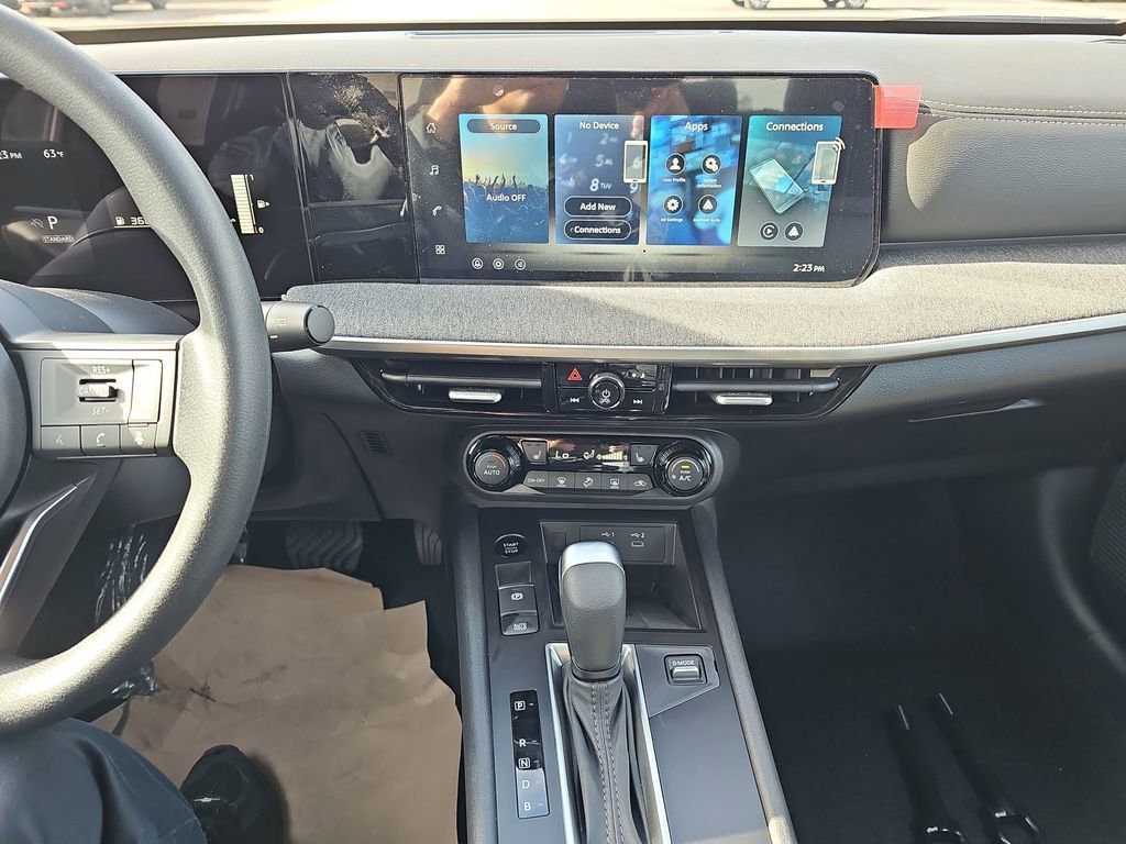 New 2026 Nissan Kicks SV w/ Charging Package FWD image 24