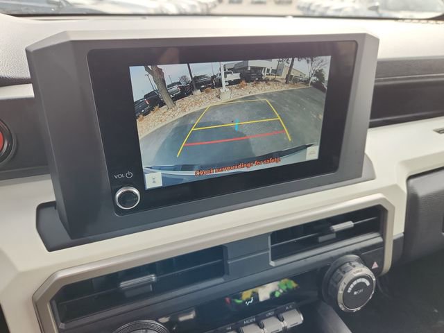Used 2024 Toyota Tacoma TRD Off-Road image 22